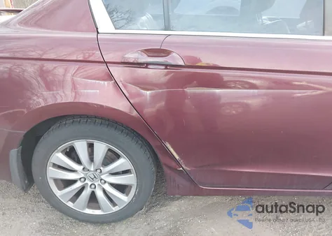 2011 Honda Accord 2.4 Ex-L из США, поврежденный, VIN 1HGCP2F83BA009341